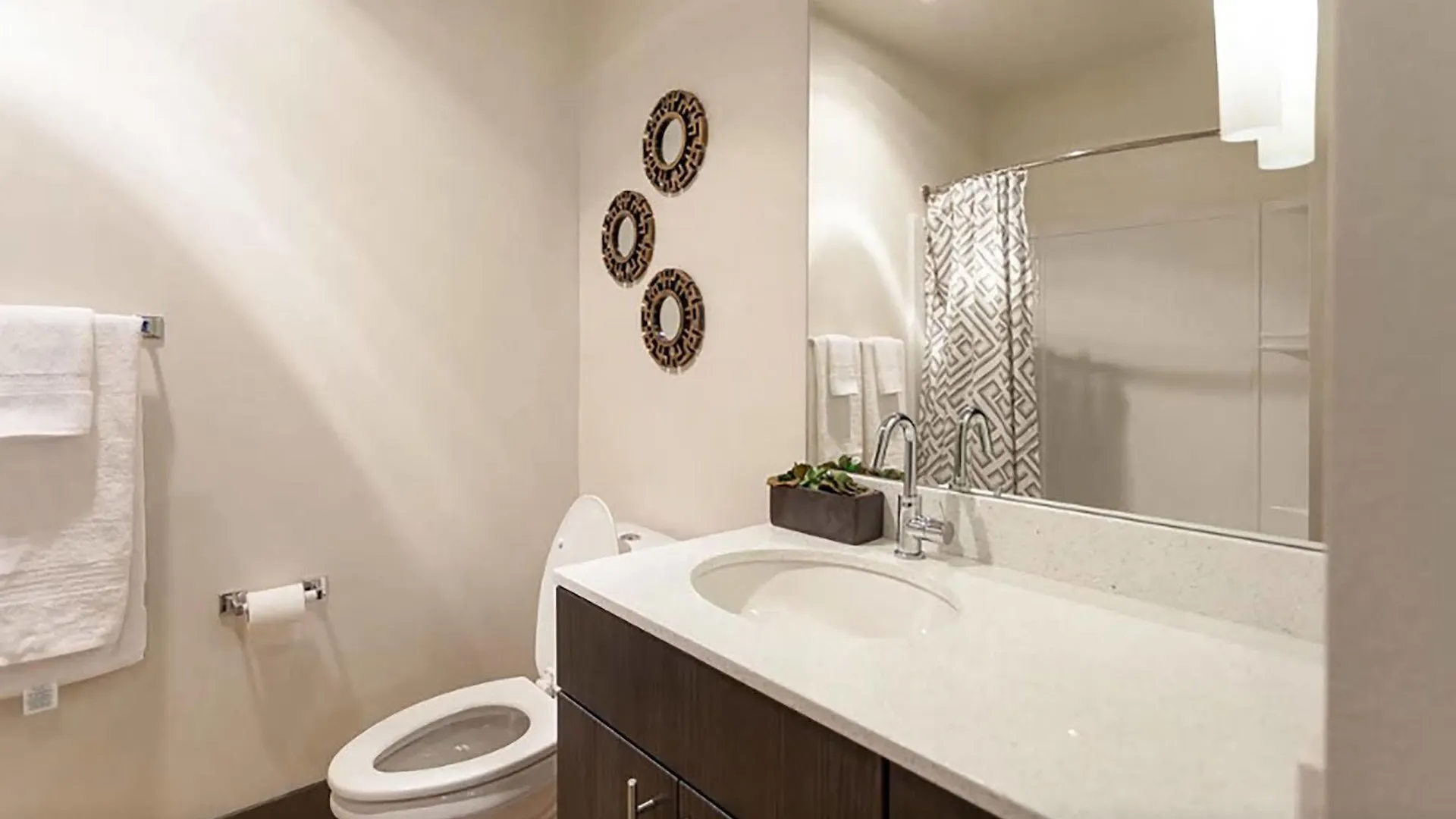 Belltown Waterfront Suites By Barsala Seattle Aparthotel