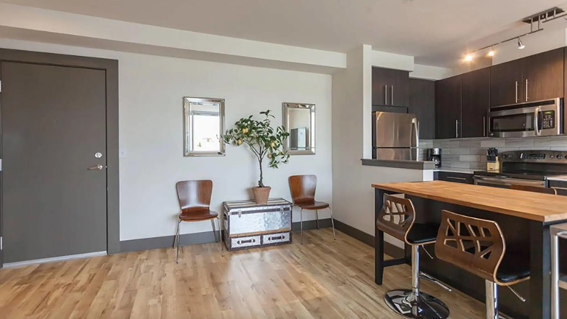 Belltown Waterfront Suites By Barsala Seattle 4*,  USA